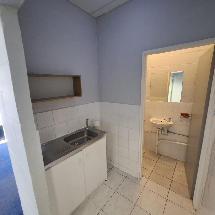 To Let commercial Property for Rent in Montague Gardens Western Cape